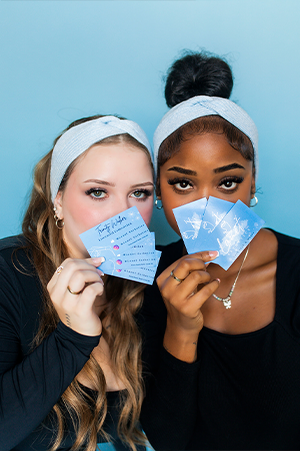 lanet-2-girls-cards